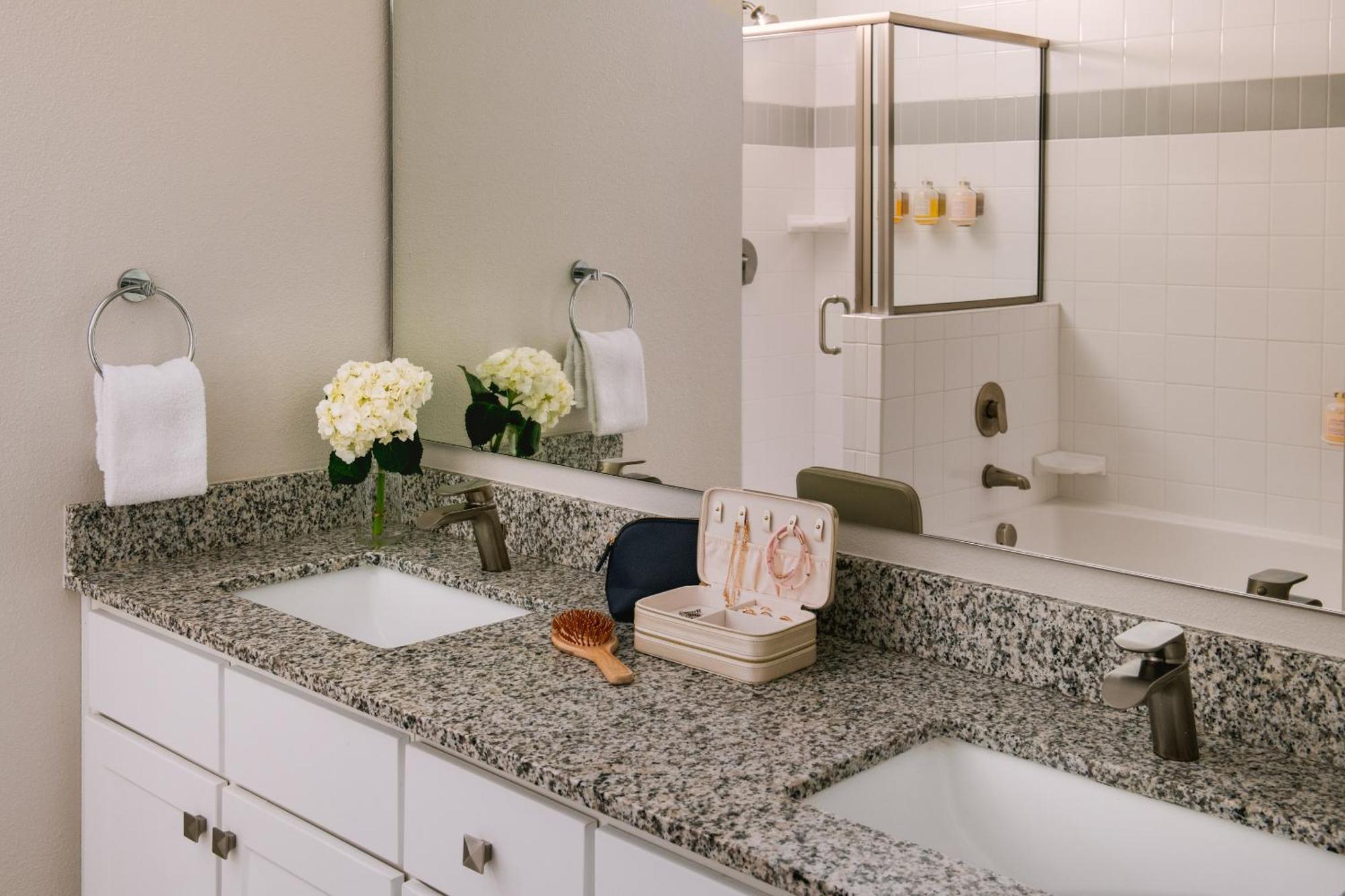 Sonder By Marriott Bonvoy Vista Cay Apartments Williamsburg Exterior photo