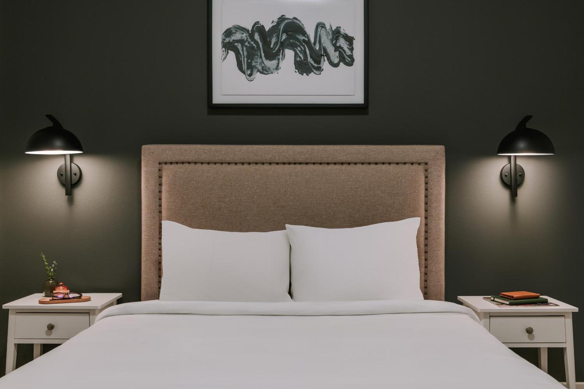 Sonder By Marriott Bonvoy Vista Cay Apartments Williamsburg Room photo